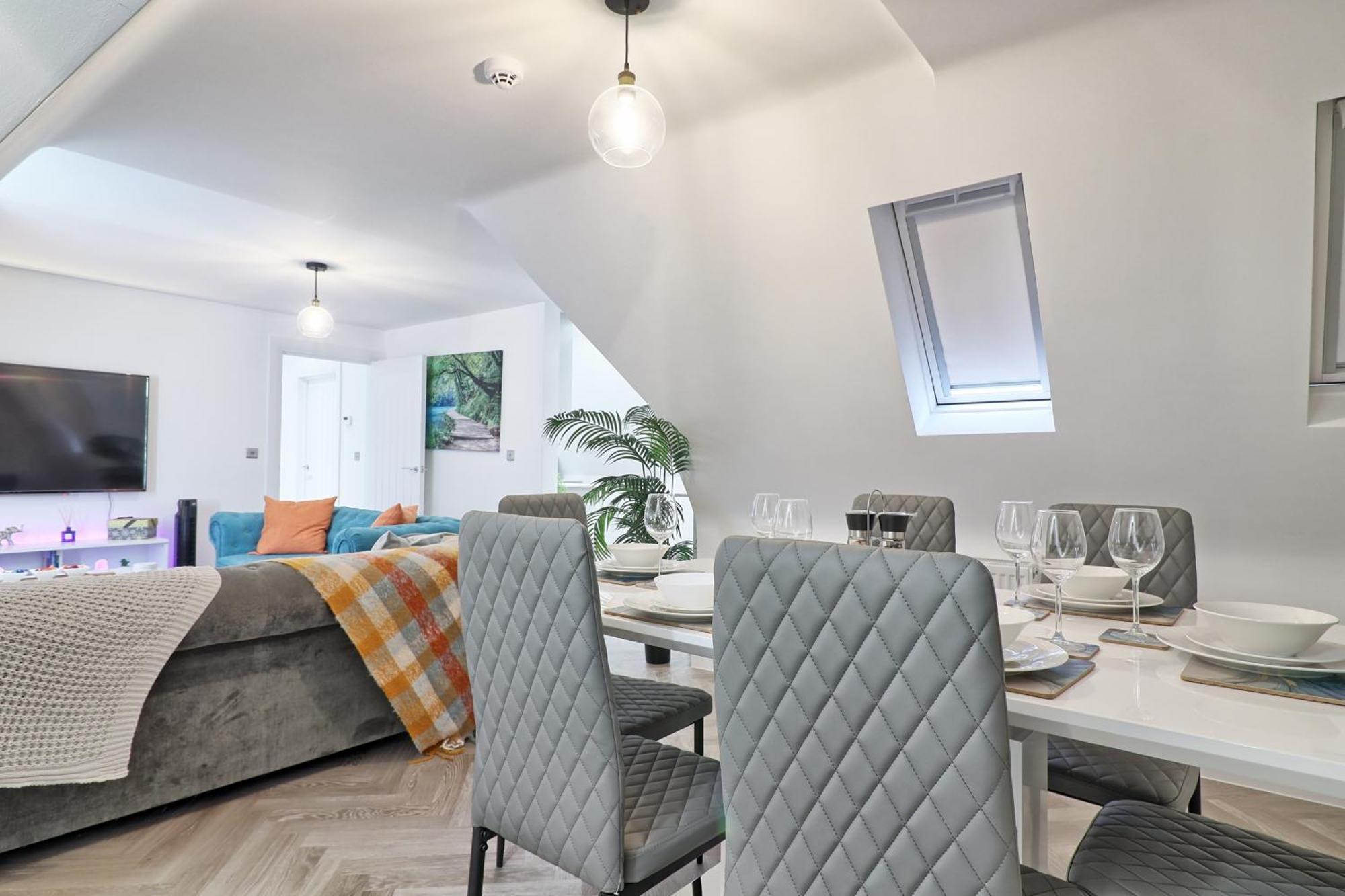 Writtle Massive 4 Bedroom Apartment With Parking In Gorgeous Countryside Location & Short Drive To Chelmsford City Centre Contractors Welcome Ngoại thất bức ảnh